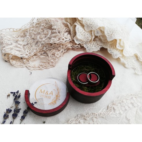 Handmade round wedding ring box