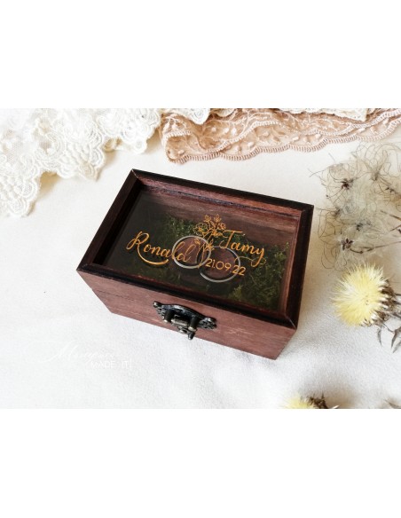 Wooden Ring Box with Decorative Moss and Clear Lid