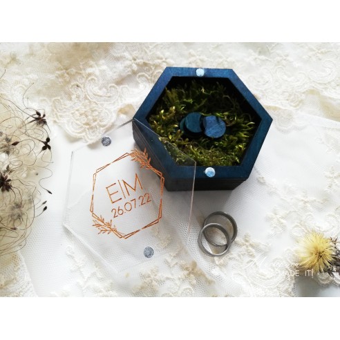 Hexagonal ring box with magnetic closure – personalized wedding box