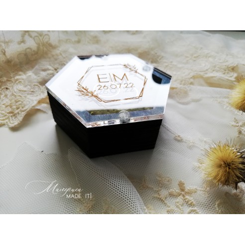 Hexagonal ring box with magnetic closure – personalized wedding box