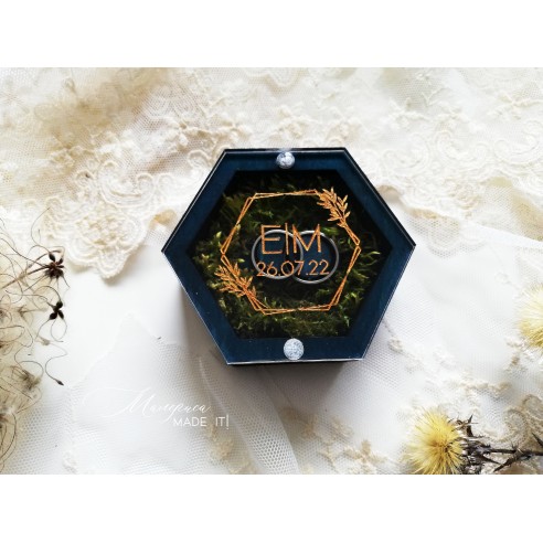Hexagonal ring box with magnetic closure – personalized wedding box