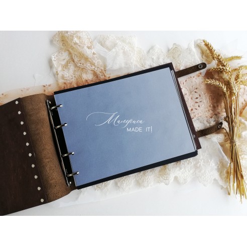 Personalized wedding photo album made of wood and genuine leather | Malerisa Made It