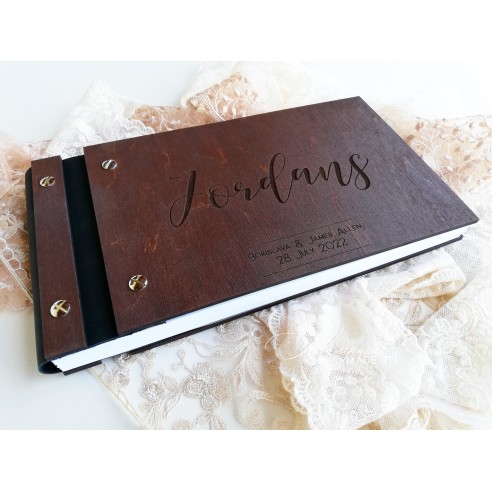 Personalized guestbook made of wood