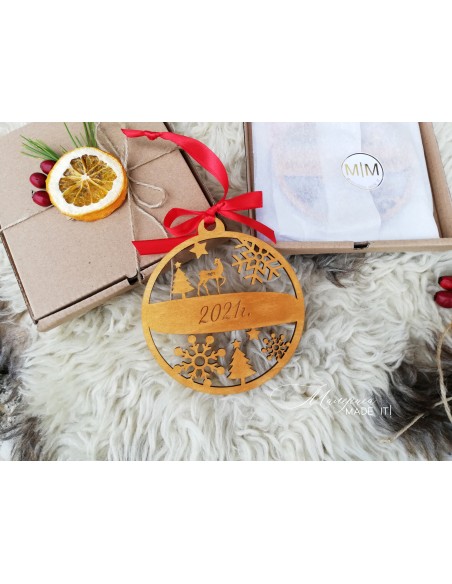 Personalized wooden Christmas tree ornament