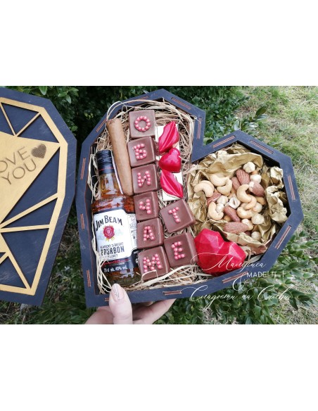 "I love you" heart gift box for men - large