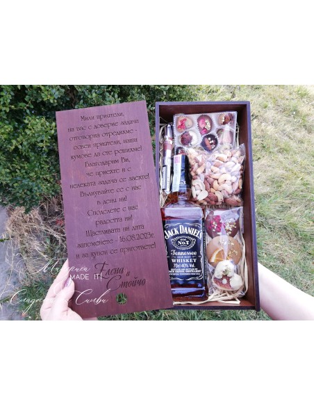 Wooden invitation for best man and best woman | Personalized wooden box