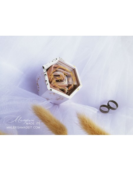Personalized wedding ring box with velvet and foil effect
