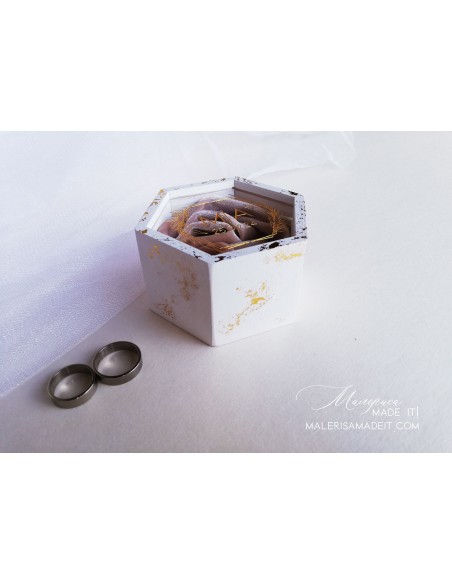 Personalized wedding ring box with velvet and foil effect