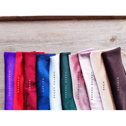 Персонализирана сватбена кутия за халки с кадифе и фолио ефект