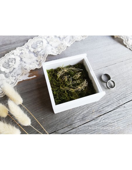 Square Ring Box with Moss | Wooden Personalized Wedding Box