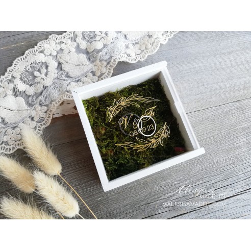 Square Ring Box with Moss | Wooden Personalized Wedding Box