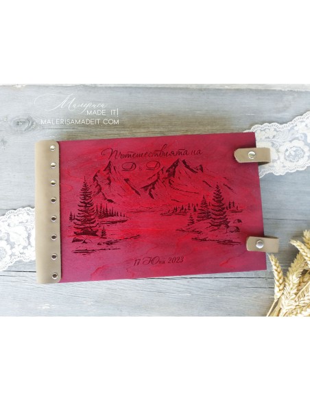 Personalized wedding photo album made of wood and genuine leather | Malerisa Made It
