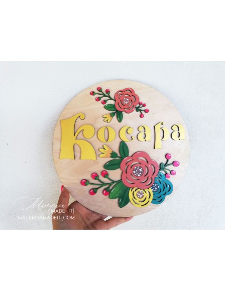 Wooden name plate for nursery with flowers
