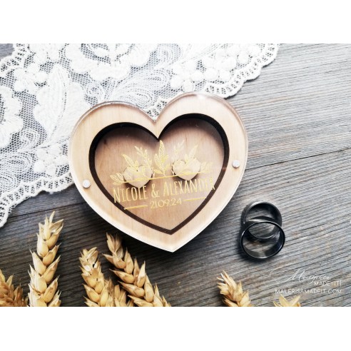 Heart-shaped wedding ring box