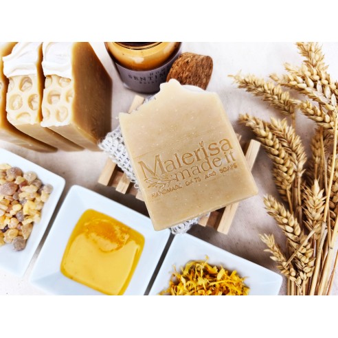 Natural soap - Honey, Frankincense and Calendula.