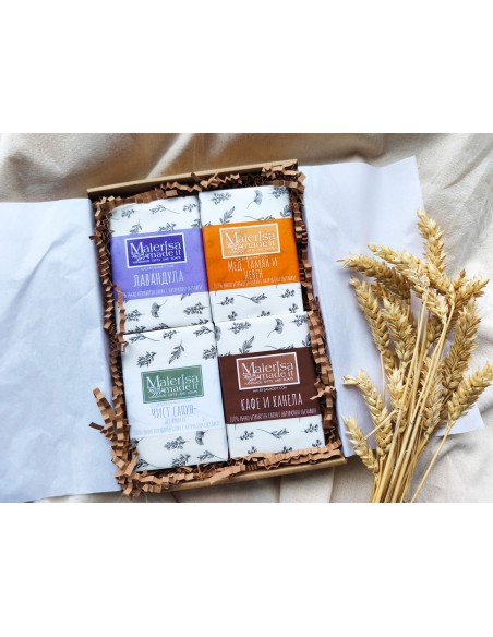 Gift box with 4 natural soaps - For her