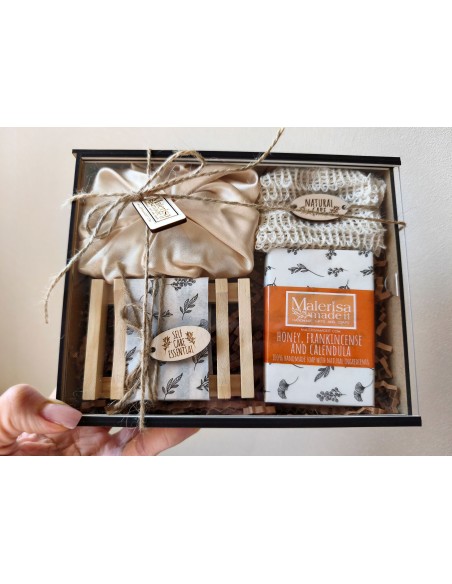 Gift box with natural soap - Relax
