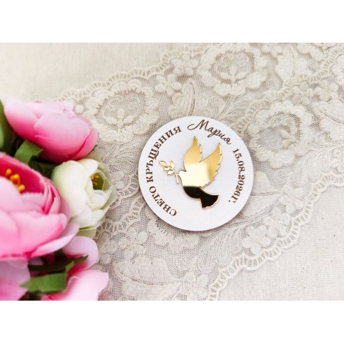 Gifts for guests for a christening with a golden dove – personalized souvenirs