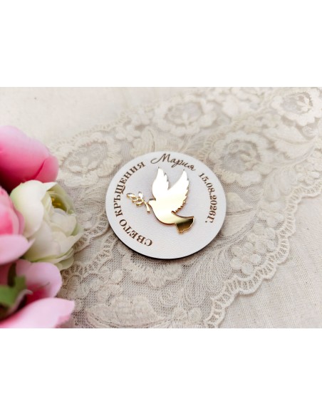 Gifts for guests for a christening with a golden dove – personalized souvenirs