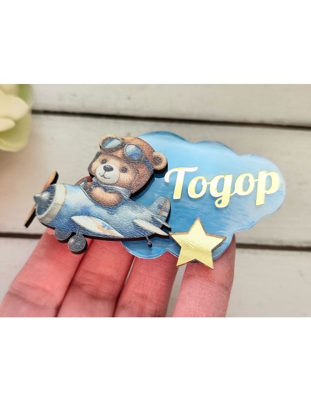 Magnet gift for guests - teddy bear in an airplane - birthday, baptism or wedding cake