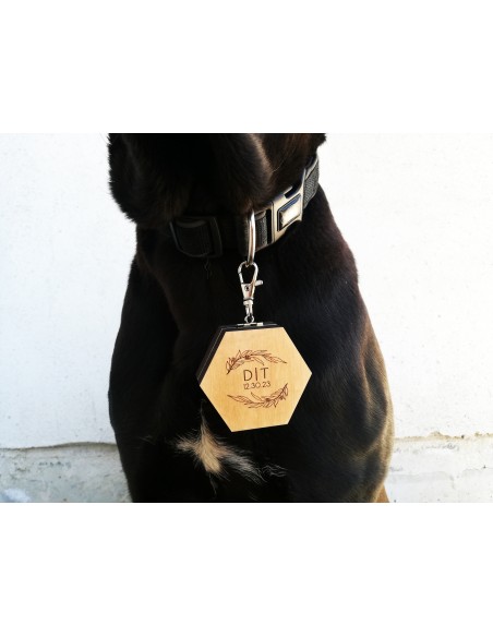 Wooden dog ring box