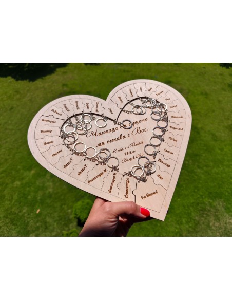 Personalized wooden puzzle with key chains and names - a gift for graduates from a class teacher