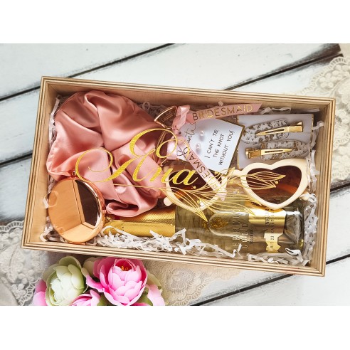 Bridesmaid box with name | Personalized gift box with accessories