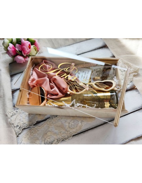 Bridesmaid box with name | Personalized gift box with accessories