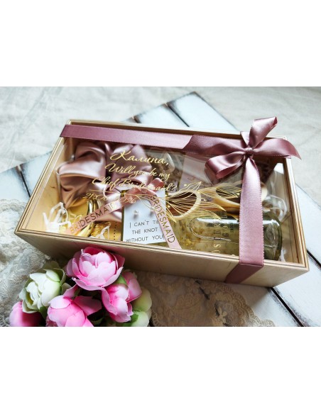 Bridesmaid box with name | Personalized gift box with accessories