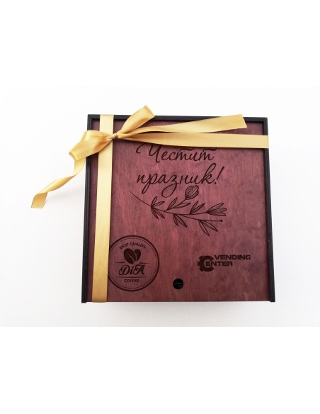 Square wooden gift box 23x23x8 cm with the option of customizing with a logo, suitable for corporate gifts