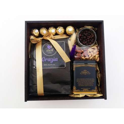 Corporate box 23x23x8 cm with logo – gift box for companies | Malerisa Made It