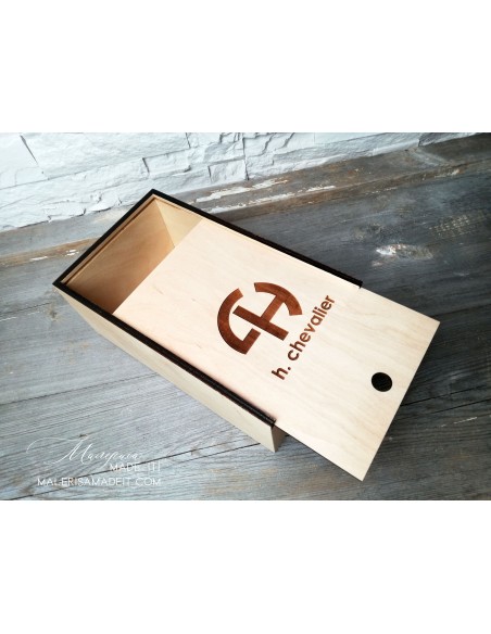 Corporate wooden box with sliding lid 27x10x15 cm – personalized with logo | Malerisa Made It