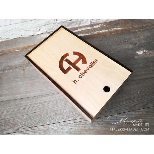 Corporate wooden box with sliding lid 27x10x15 cm – personalized with logo | Malerisa Made It