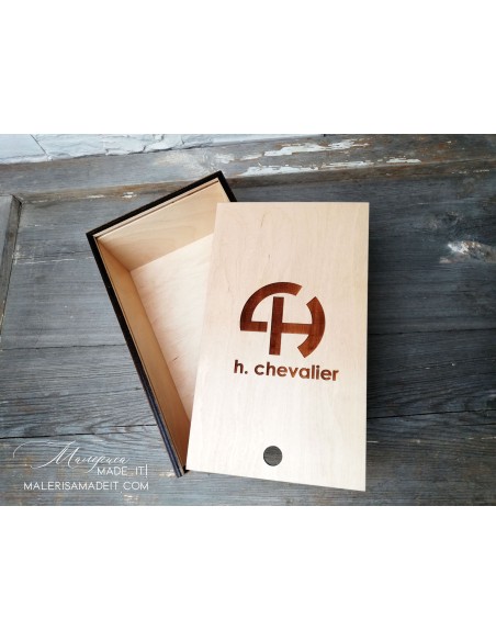 Corporate wooden box with sliding lid 27x10x15 cm – personalized with logo | Malerisa Made It