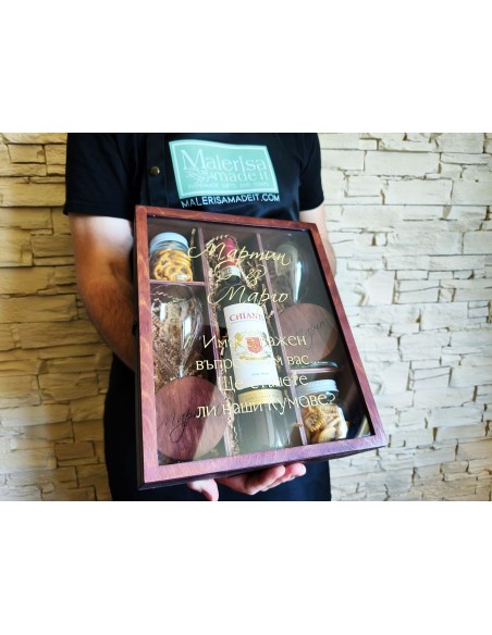 Personalized wooden invitation box for best man and best woman with transparent lid | Malerisa Made It