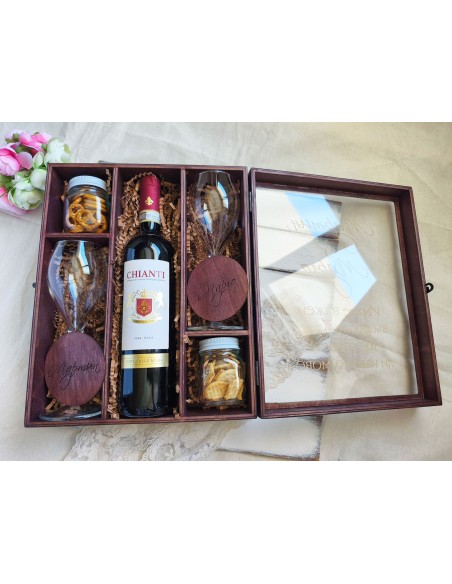 Personalized wooden invitation box for best man and best woman with transparent lid | Malerisa Made It