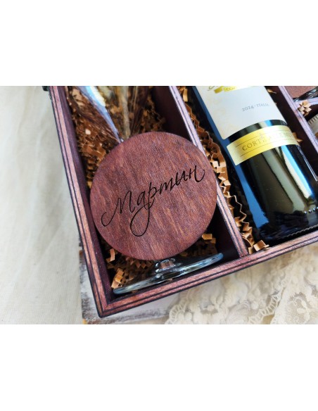 Personalized wooden invitation box for best man and best woman with transparent lid | Malerisa Made It
