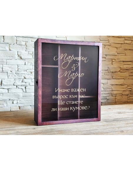 Personalized wooden invitation box for best man and best woman with transparent lid | Malerisa Made It