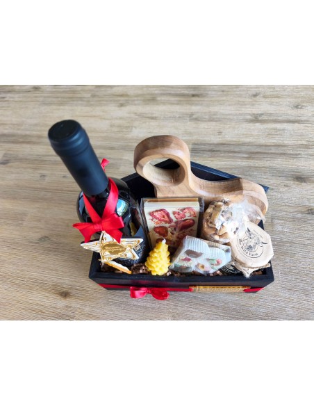 Corporate gift basket with the possibility of branding and individual selection