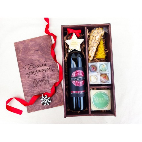 Luxury wooden box with sliding lid for corporate gifts