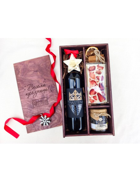 Elegant wooden gift box with practical internal compartments