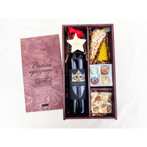 Handmade wooden box with sliding lid and elegant design