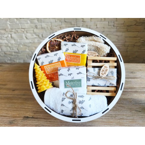 Corporate gift box round with handmade natural soaps