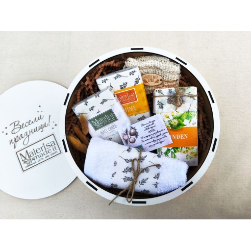 Luxury box with natural cosmetics for corporate occasions