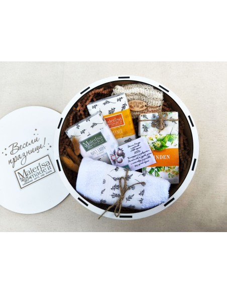 Luxury box with natural cosmetics for corporate occasions