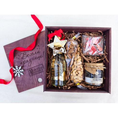 Luxury corporate box with branded design and gourmet food selection