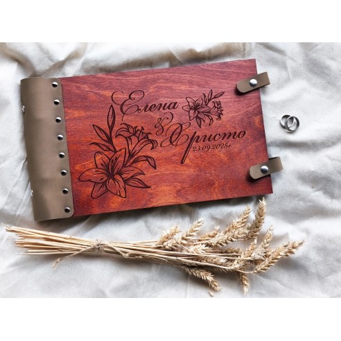 Personalized wedding photo album