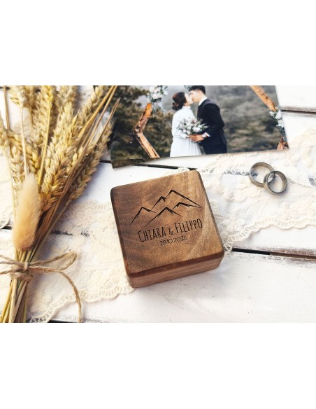 Elegant Wedding Ring Box