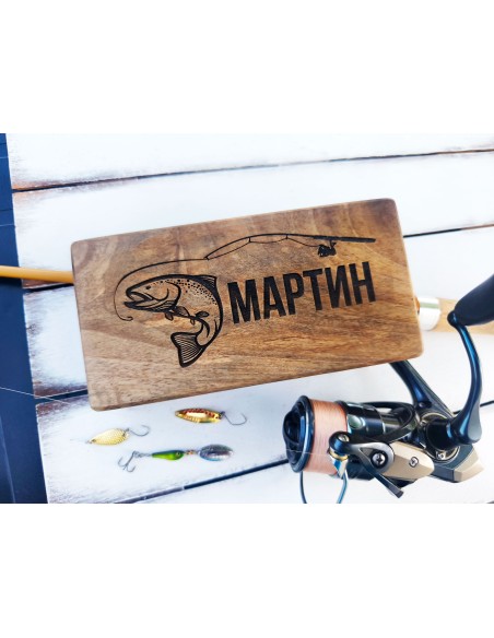 Wooden box for lures and flies made of walnut | Personalized