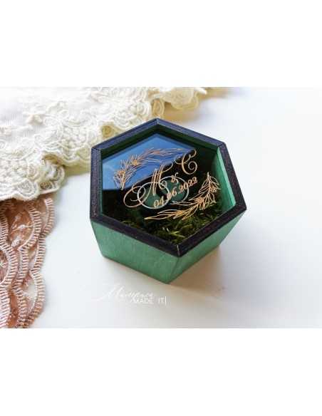 Ring box with natural moss | Personalized wedding box